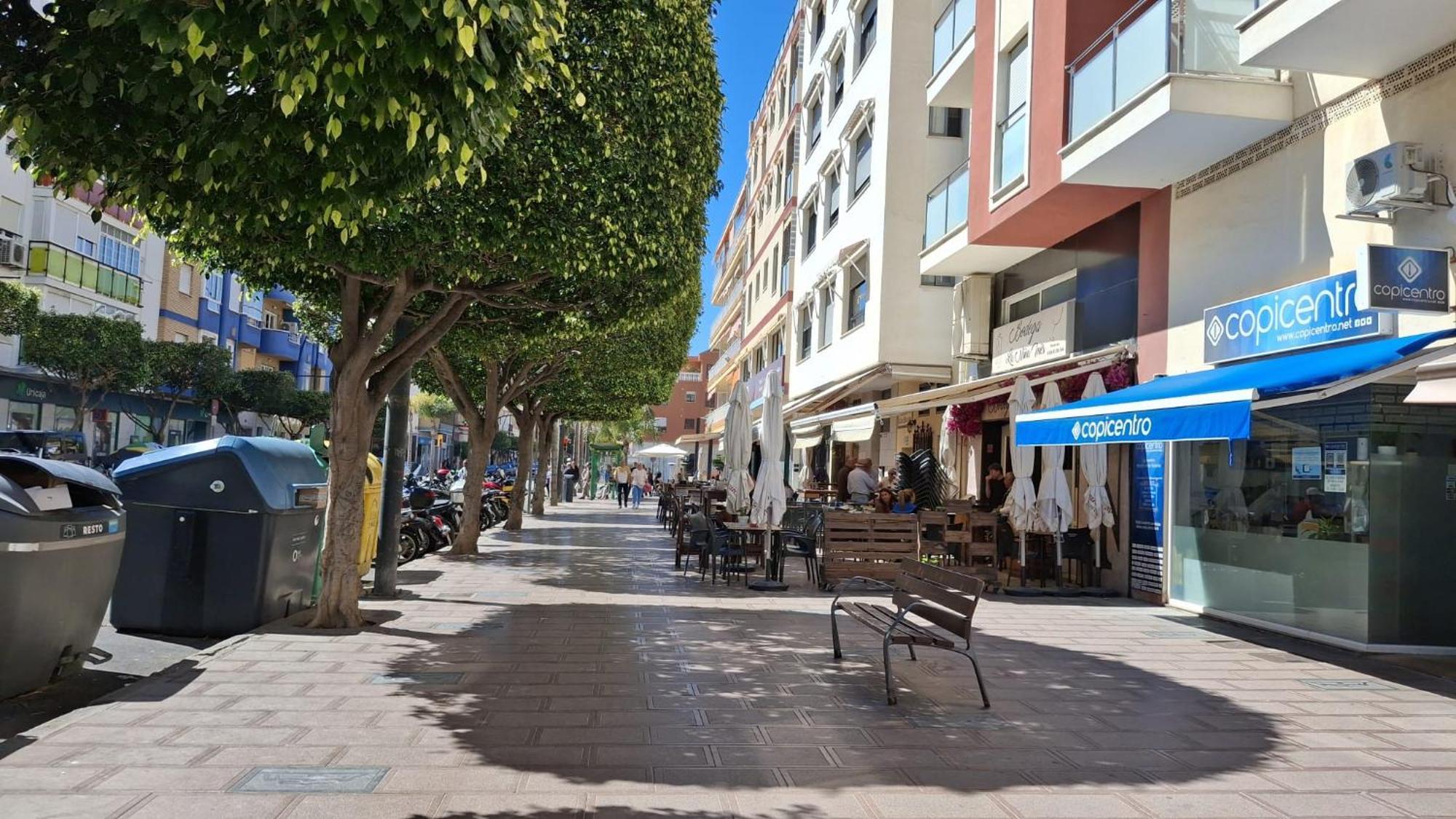 Apartment Atico Mediterraneo Con Terraza Y Solarium En El Centro Y A Un Paso Del Mar En Rincón de la Victoria
